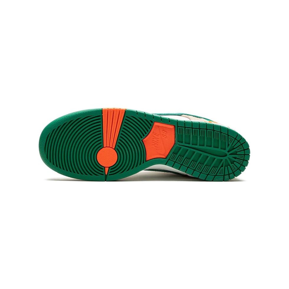 Ténis Nike jarritos NOVOS (tamanho 42)