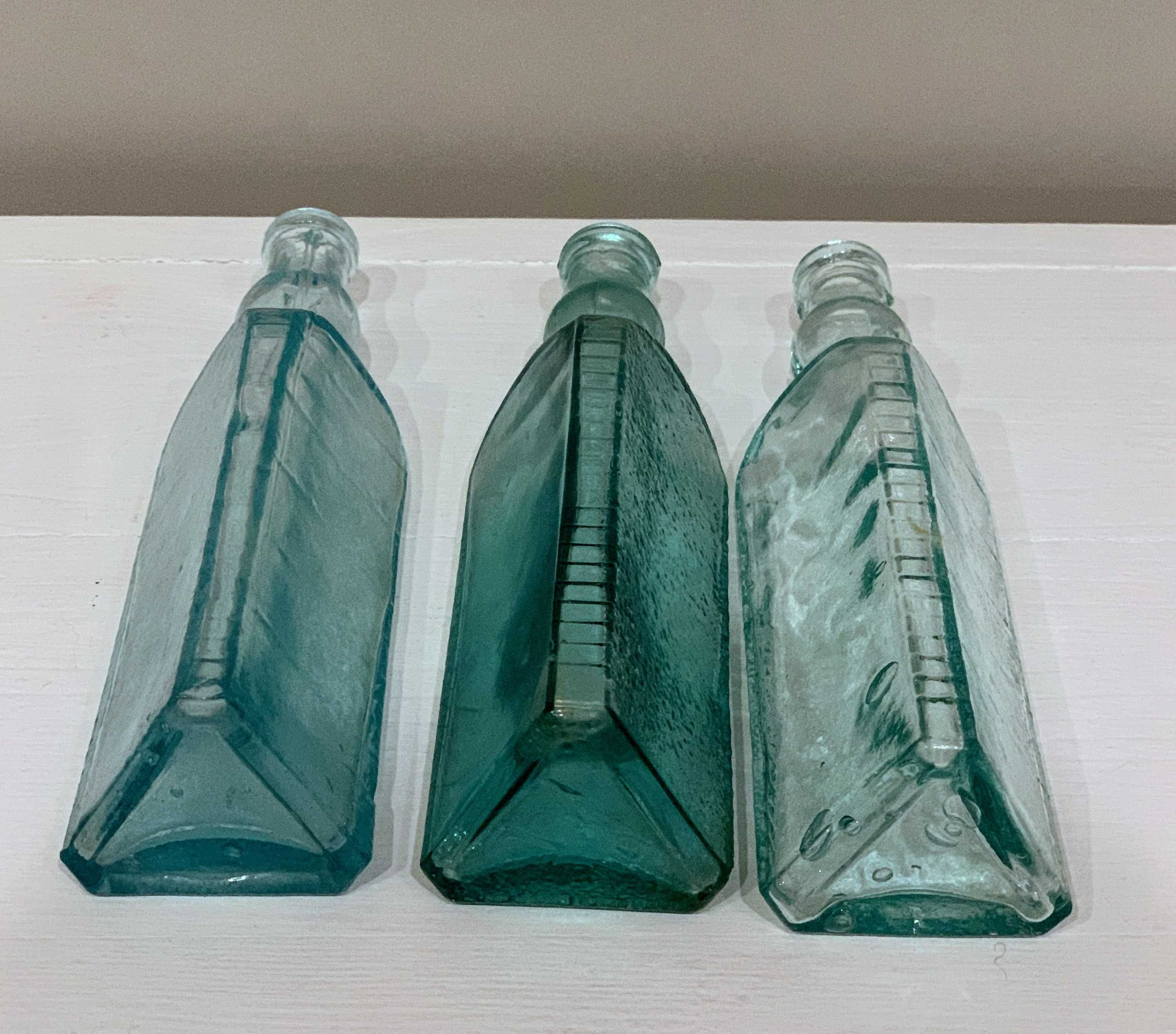 3 радянські пляшки від оцту, трикутні пляшки від оцту.  Бутылка ссср