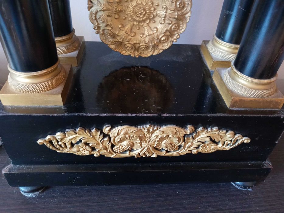 Zegar portykowy sygnowany