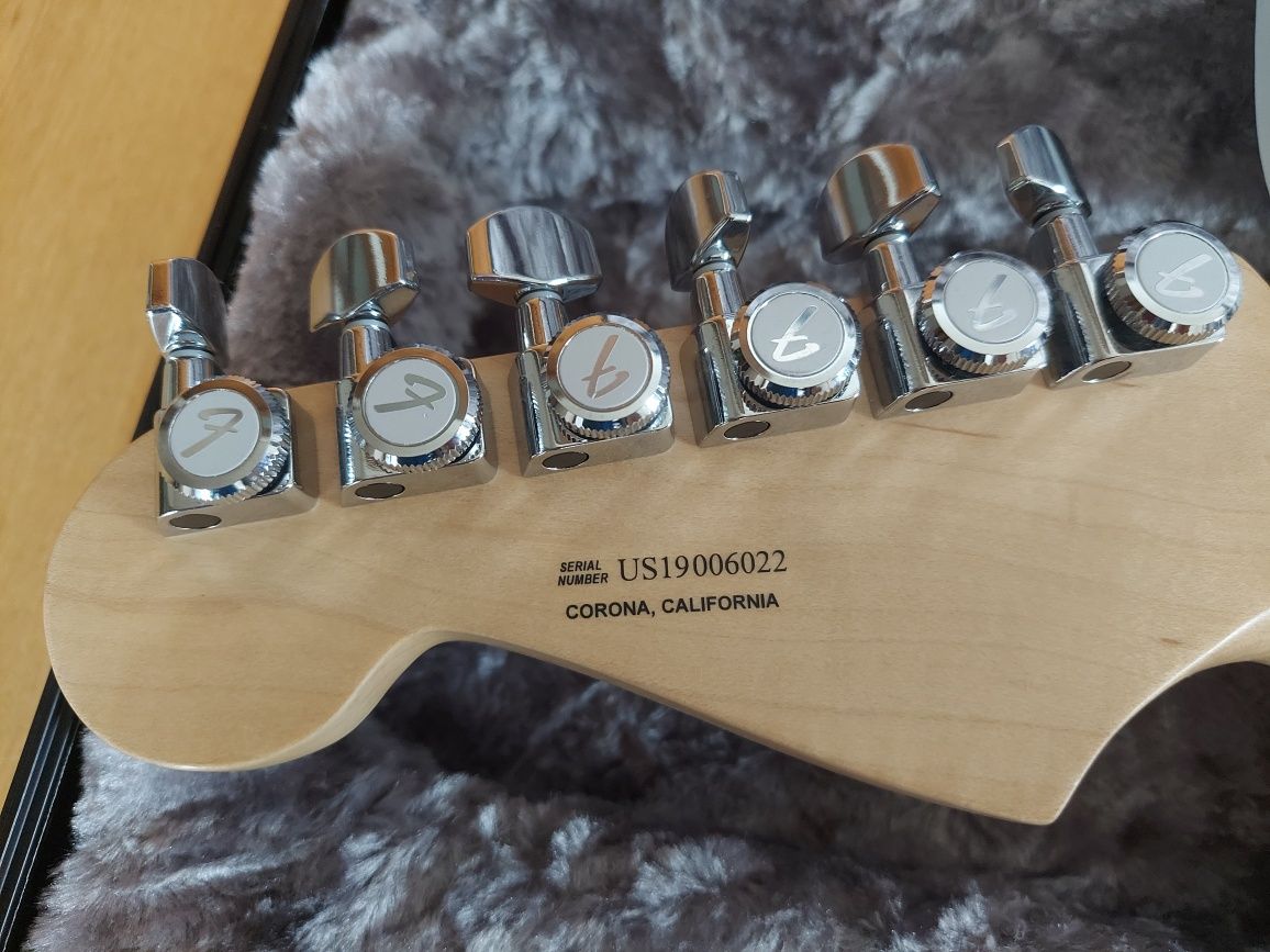 Fender stratocaster usa Elite  HSS