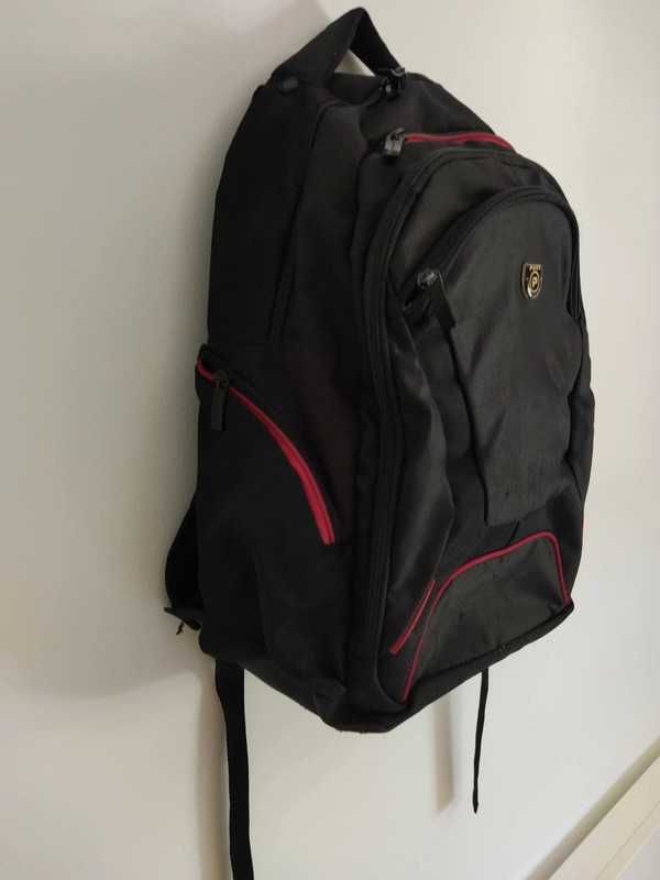 Mochila Port Desgins 15.6"