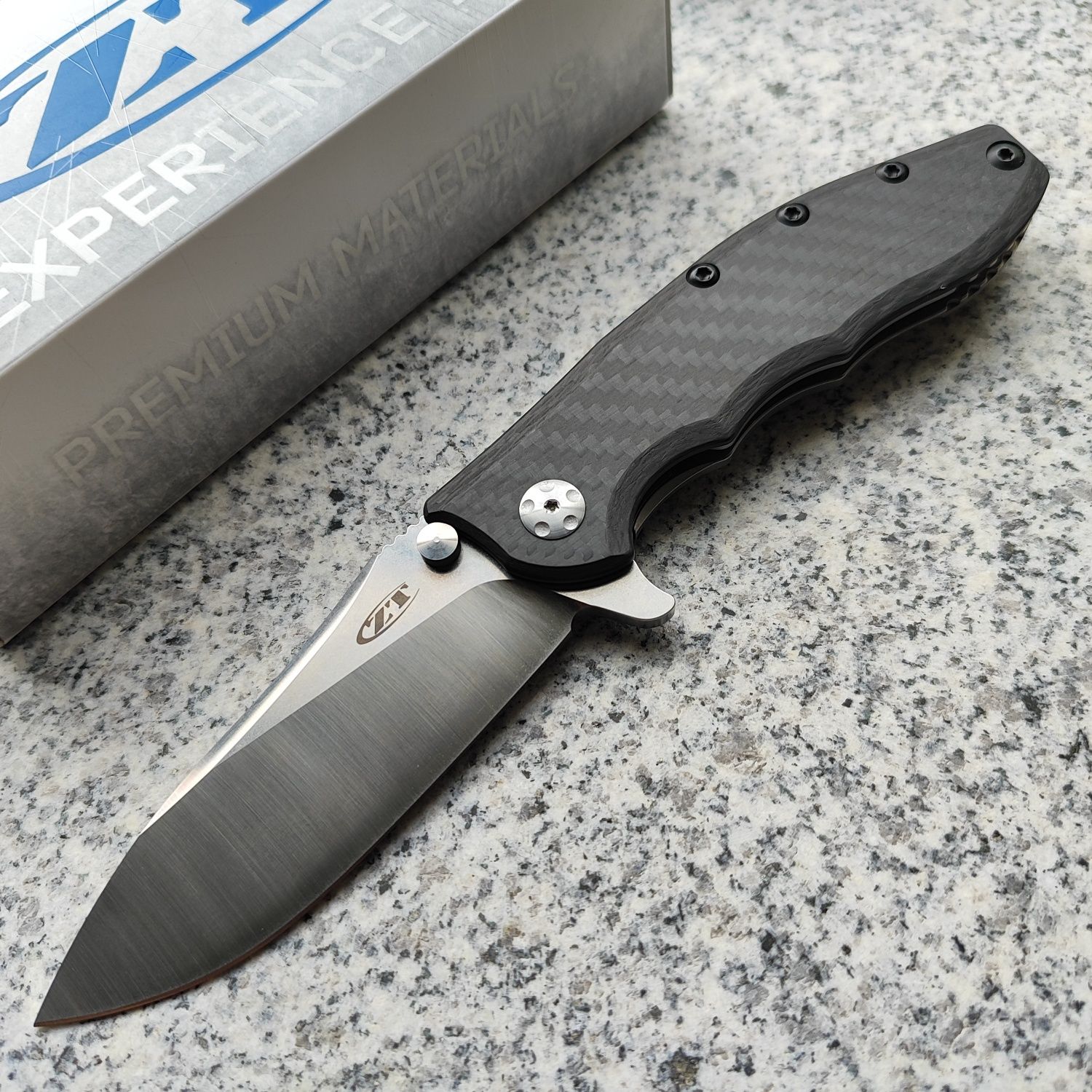 Нож Zero Tolerance 0562CF Titanium