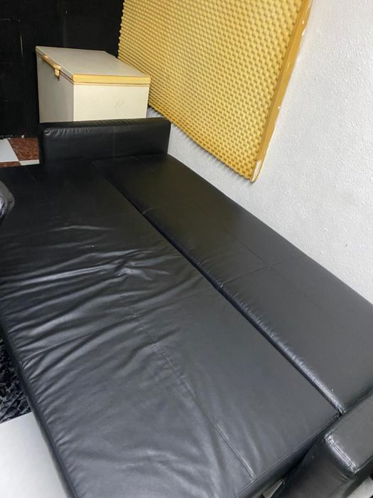 Sófa cama em bom estado