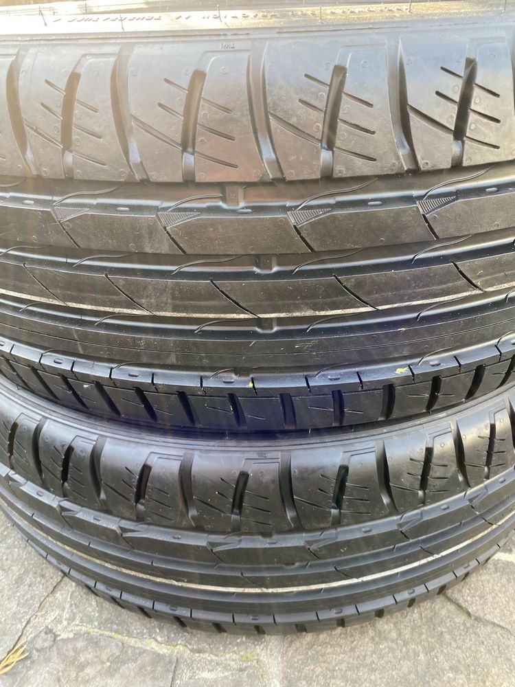 225/60/R17 Nokian ZG2