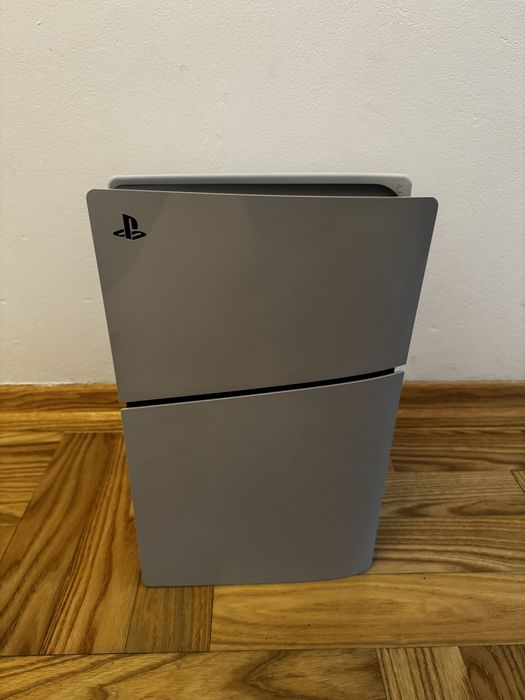 Konsola Ps5 z napędem | 1 TB | Stan idealny | z pudełkiem i wszystkim