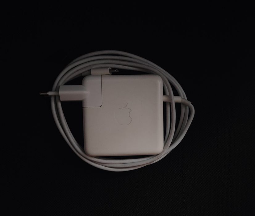 Macbook Pro 13 2017r. 16gb/256gb Intel Core i5, NOWA BATERIA