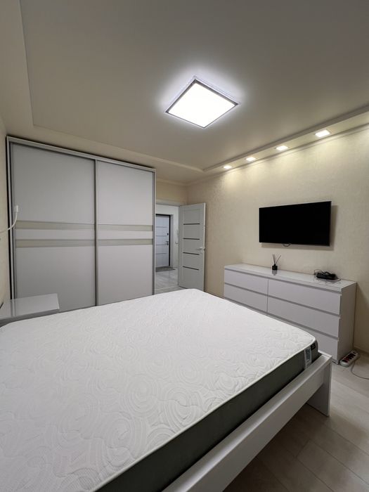 Оренда 1к квартири 45м2 в ЖК Піонерський квартал Вишневе Мододіжна