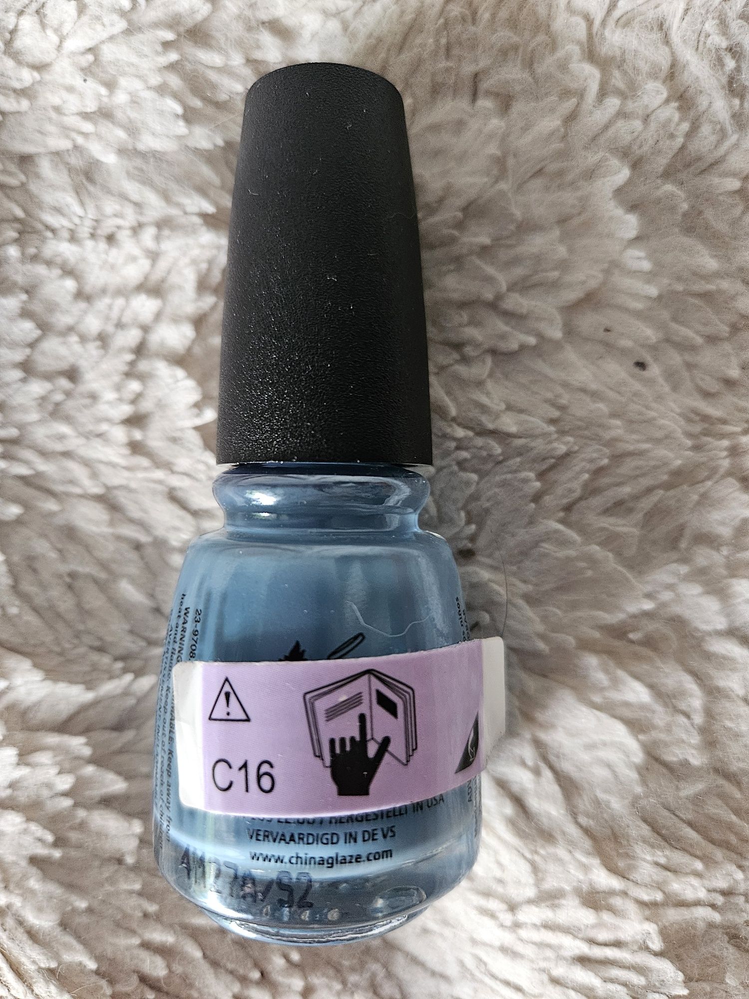 China Glaze, lakier niebieski
