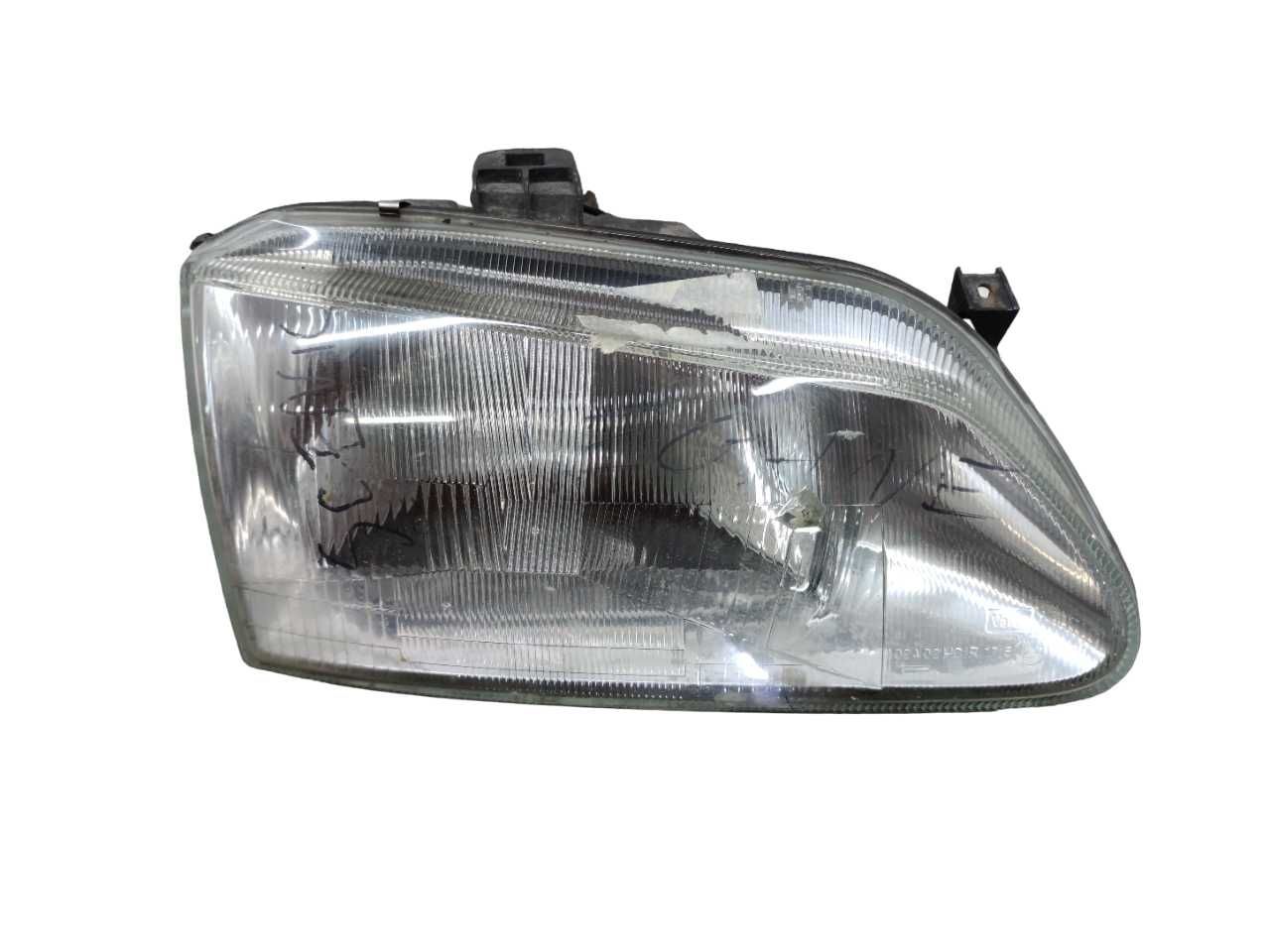 Megane Scenic I 96-99r Lampa Przednia Prawa Przód PP