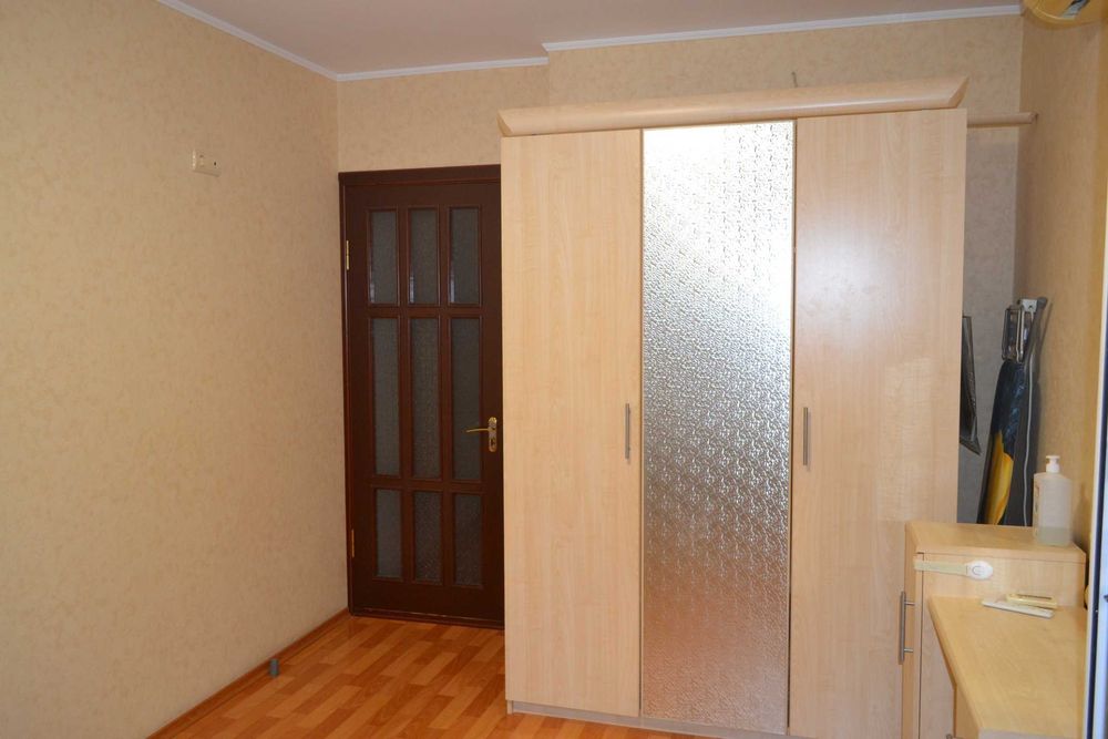 Сдам 2к (евро-3) квартиру, газ, по 200 лет, рынок, без комиссии