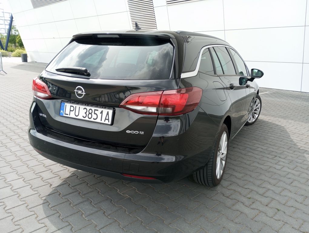 Opel Astra Sport Tourer.