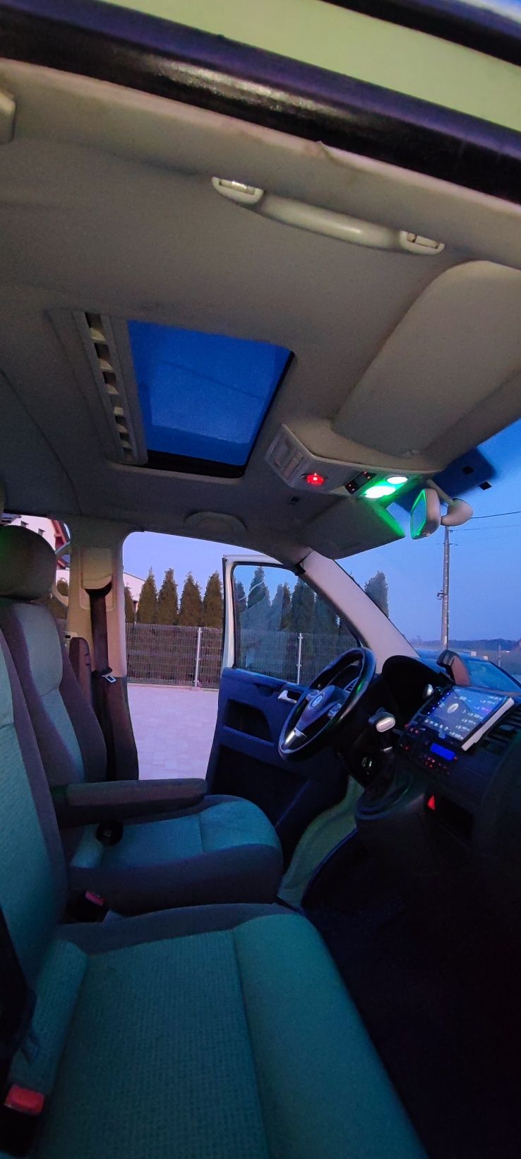 VW T5 Caravelle 2.5tdi 174km AUTOMAT 9os,  DŁUGI ,Cena do 13.07  , OKA