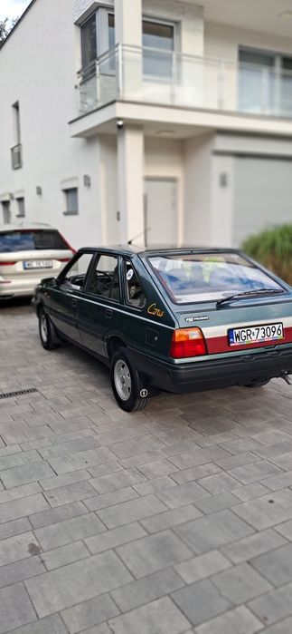 Polonez Caro 1,6