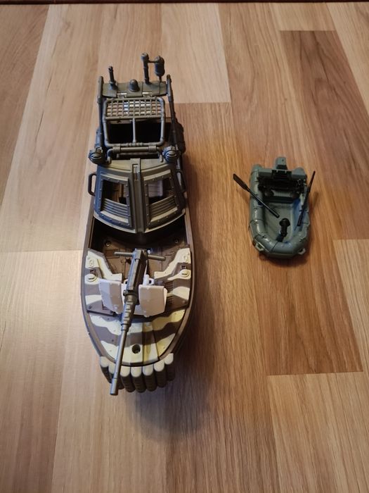 Łódka i ponton np. dla ludzików Lego