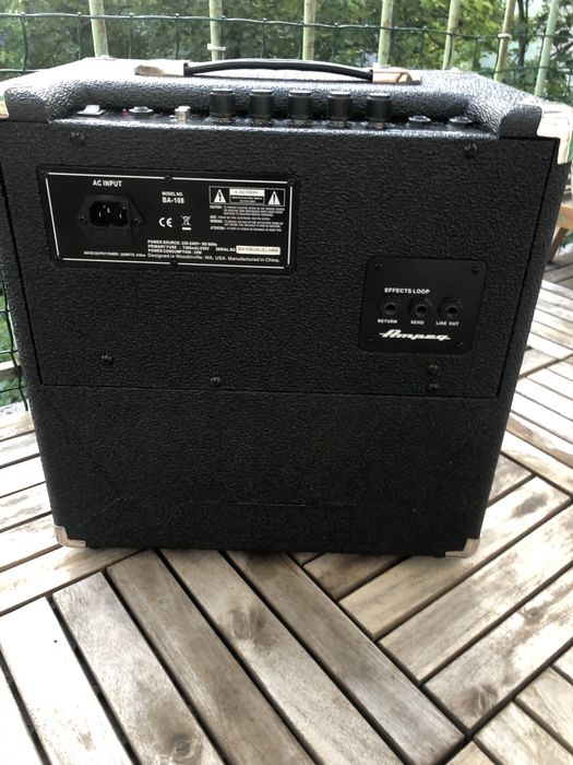 Комбік басовий Ampeg BA - 108