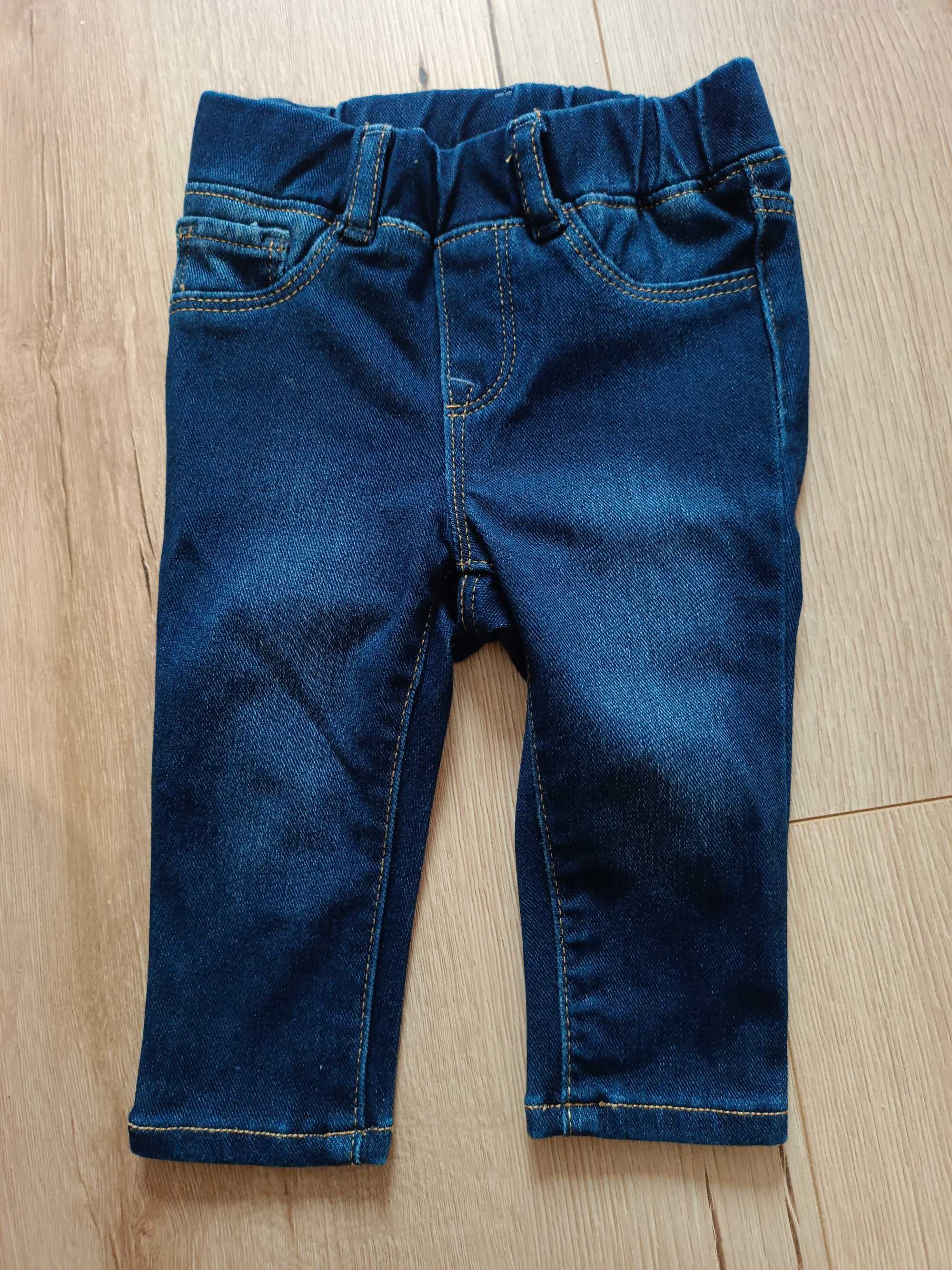 Jeansy Gap rozmiar 6-12 m