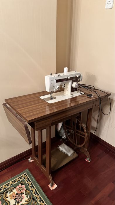Maquina de costura Oliva