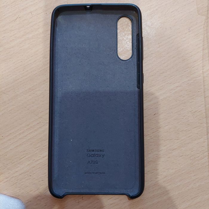 Продам чехол на телефон самсунг