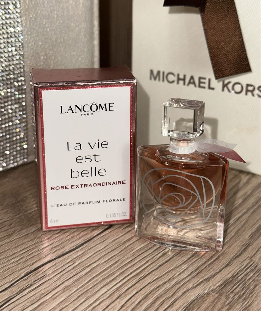 Mini perfumy Lancome La vie est belle Rose Extraordinaire 4 ml
