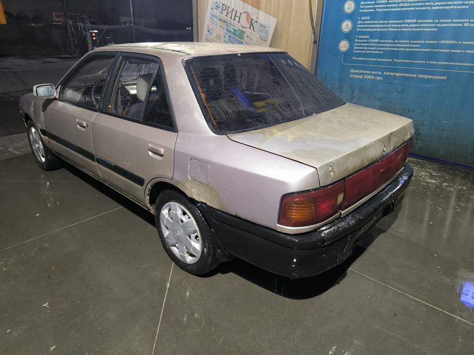 Продам Mazda 323.  Газ/Бенз. Гур.