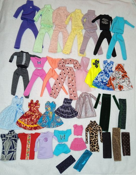 Одяг лялькам Барбі