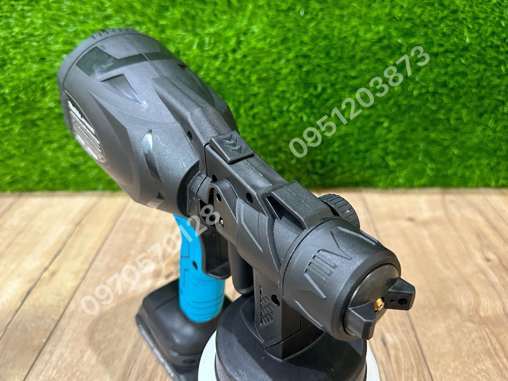 Аккумуляторный краскопульт Makita MTW800BL 36V 6Ah 3 режима распыления