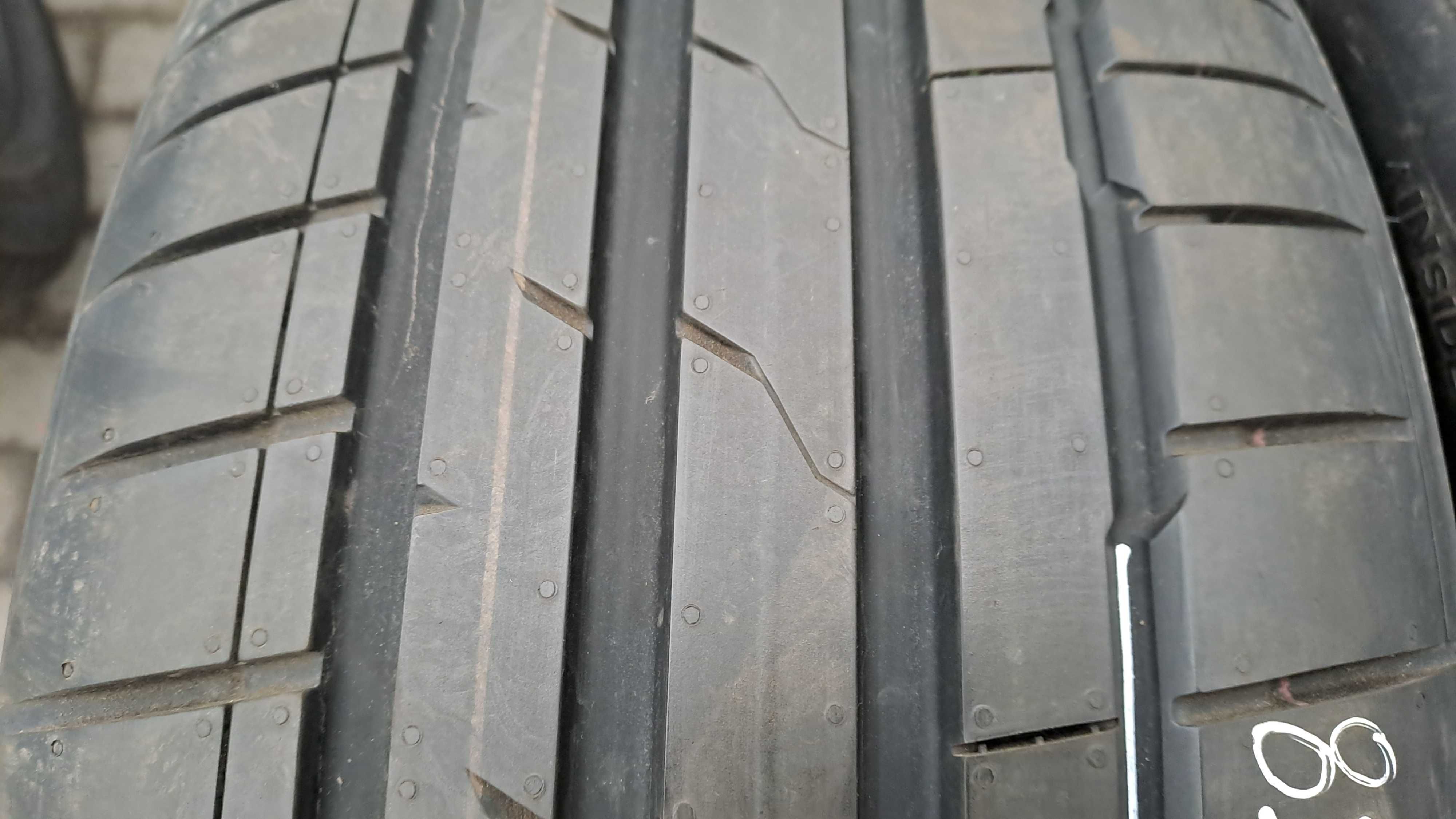 4x Opony 235 50 R 20  Hankook 4szt jak NOWE