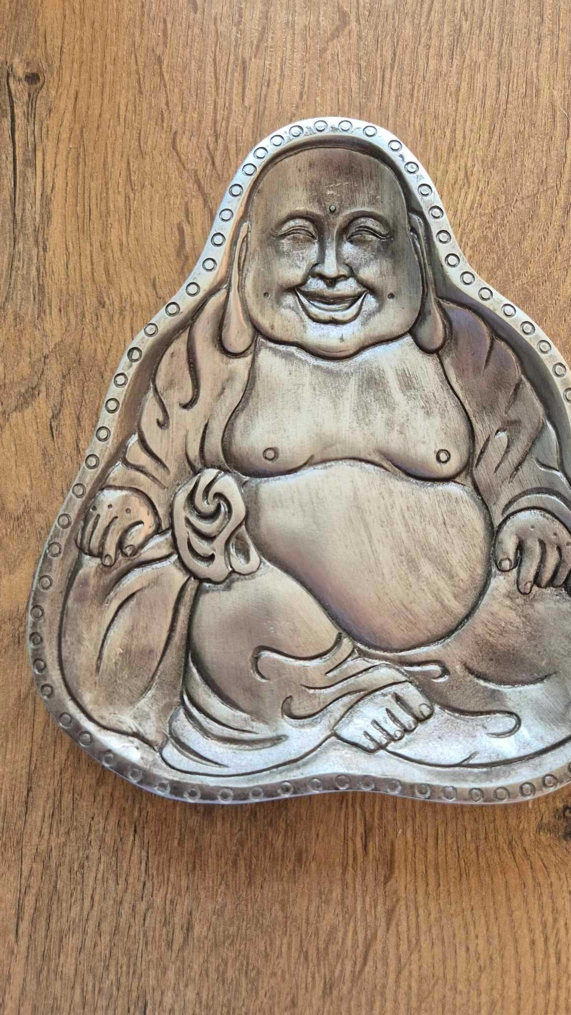 Taca w kształcie Buddy
