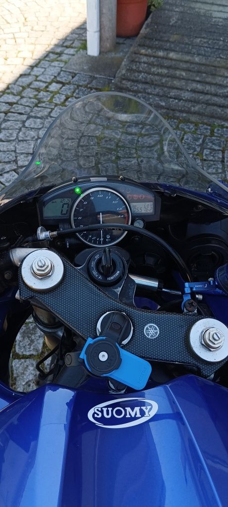 Yamaha YZF R1 2004