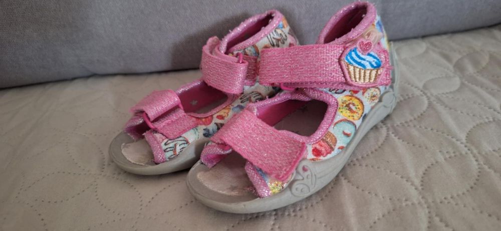 Befado kapcie sandałki rozm. 22