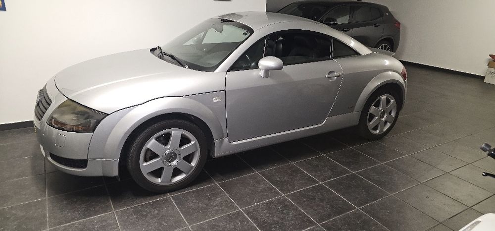 Audi TT 1.8TURBO Nacional