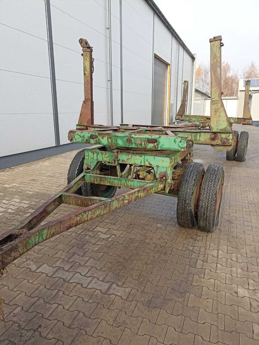 Przyczepa do drewna/dłużyca do drewna