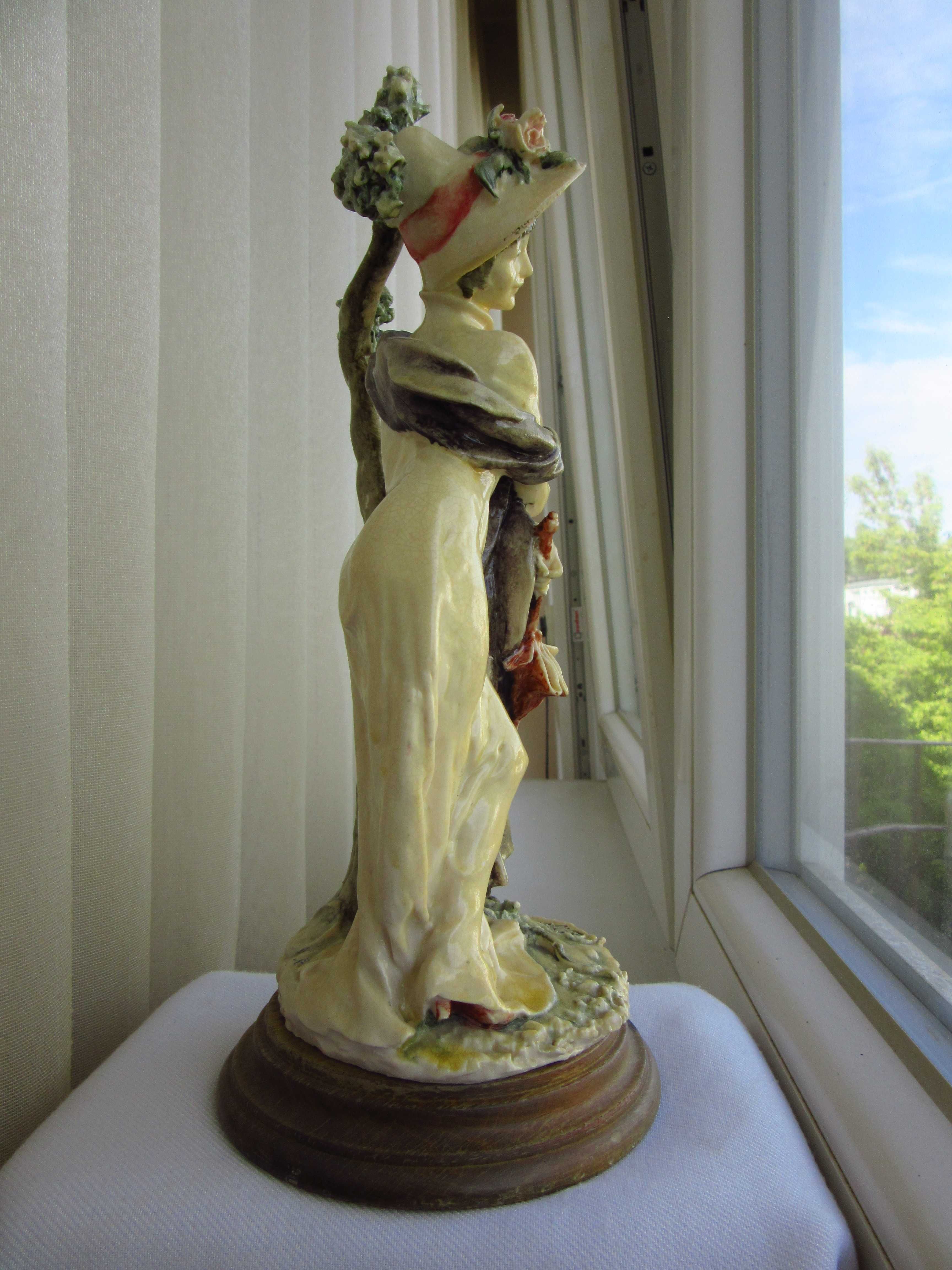 GIUSEPPE ARMANI porcelanowa figurka kominkowa, rzeźba DAMA