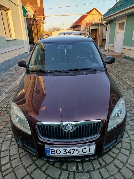 Продам чудовий,економний автомобіль