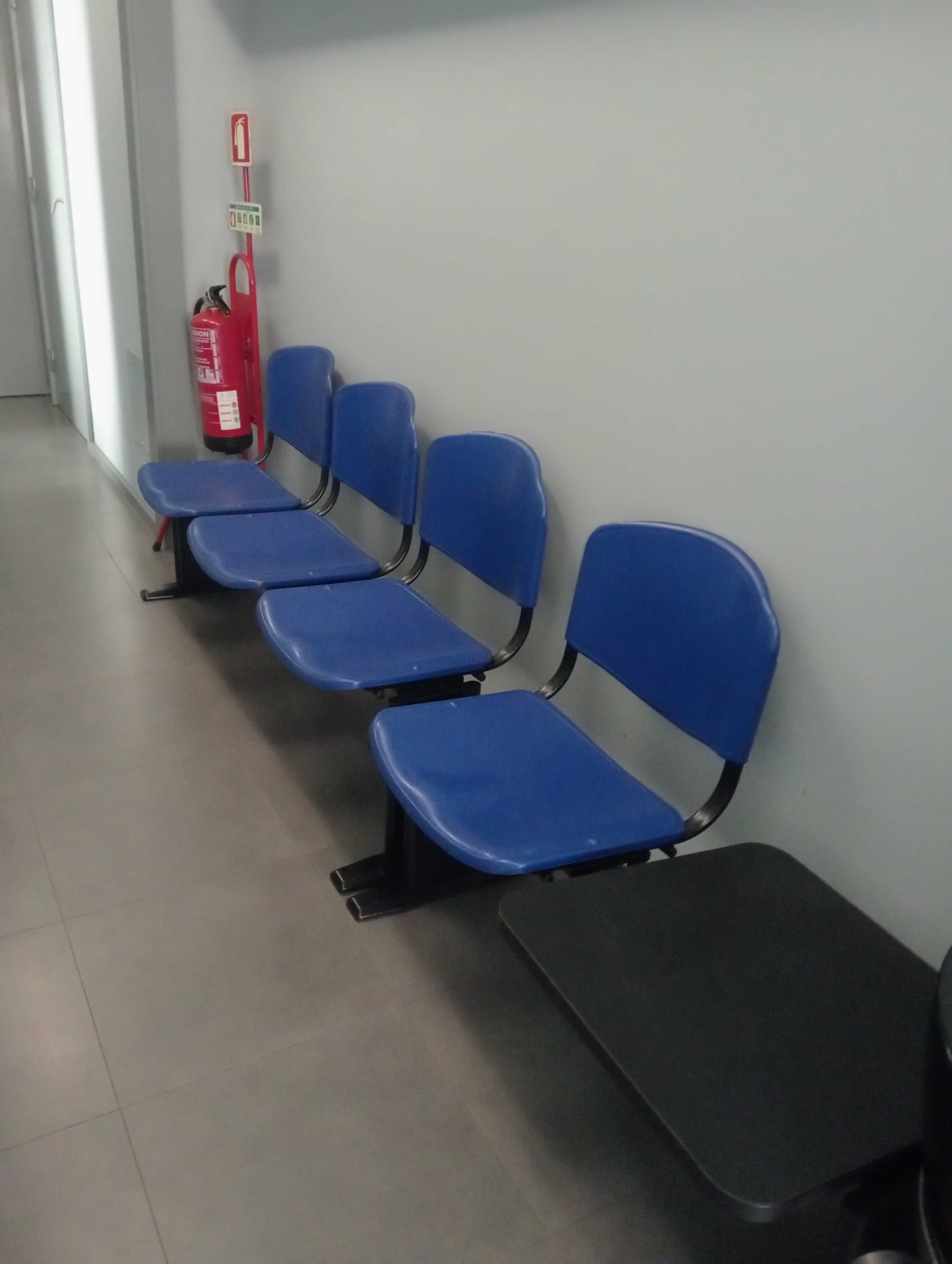 Mobiliário de consultório médico