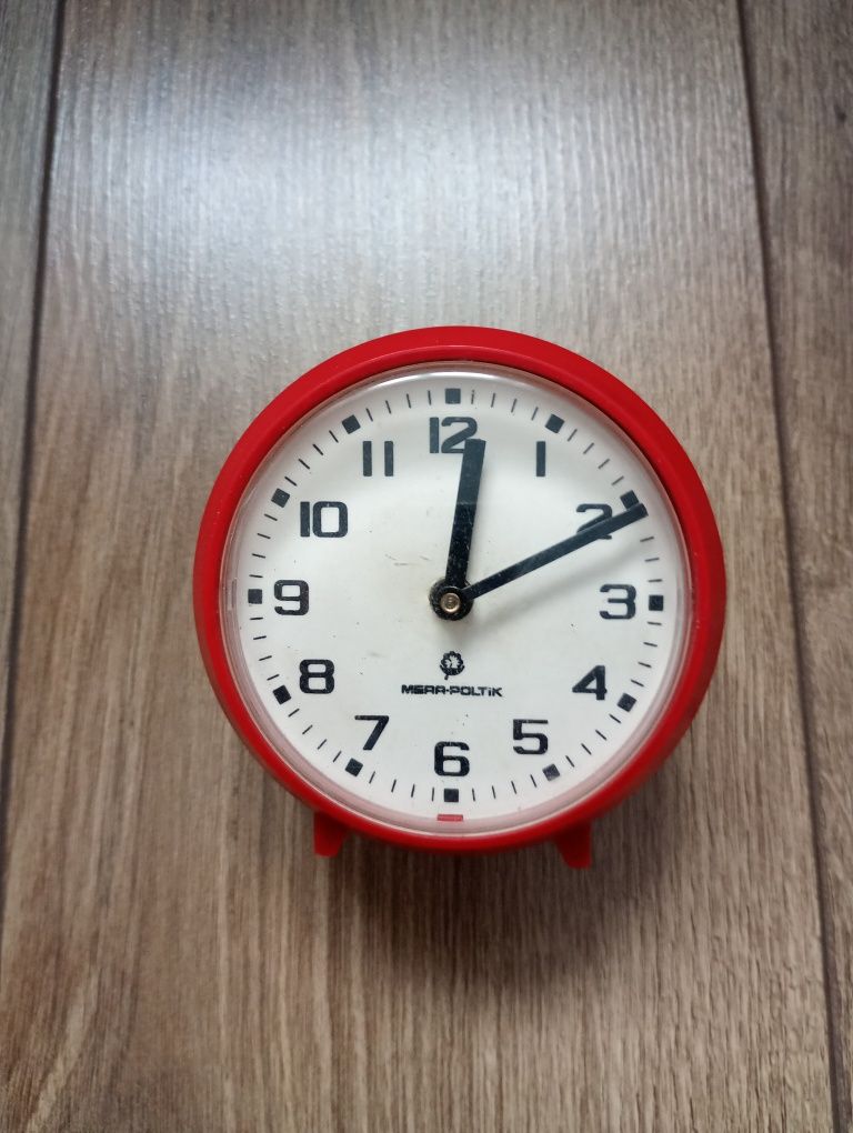 Polski budzik mechaniczny Mera Poltik