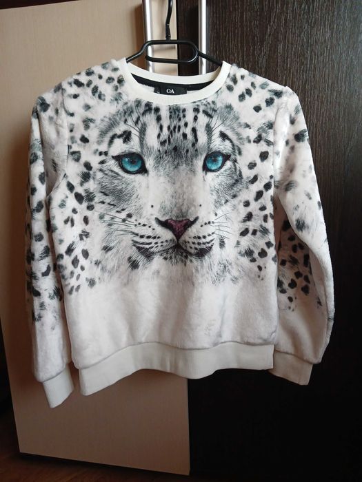 Новый свитшот c&a 146 р.