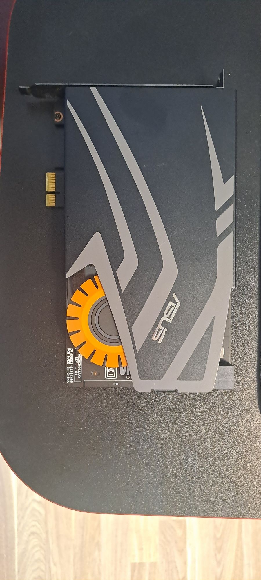 Звуковая карта ASUS