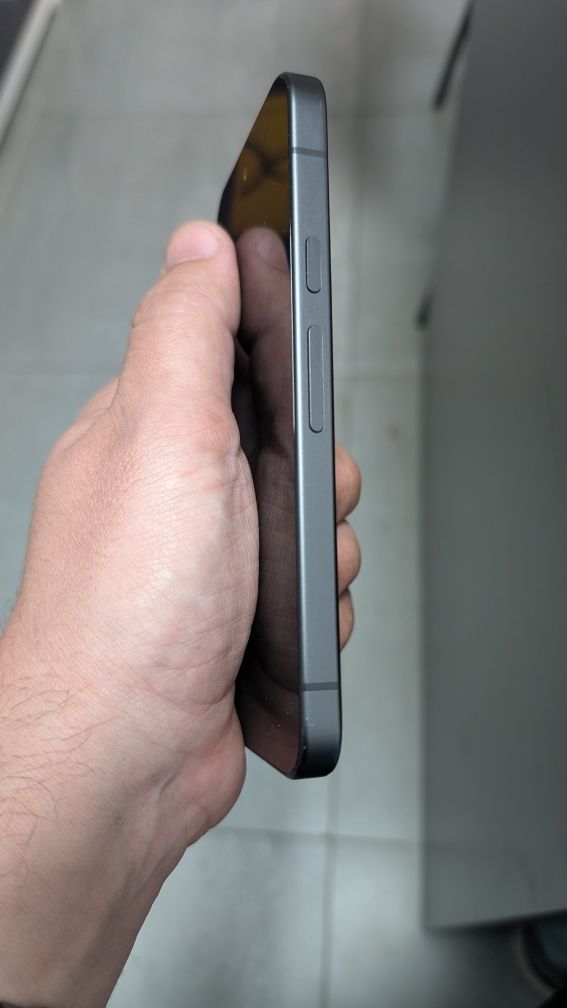 Google Pixel 9a 8/128G Неверлок,хорошее состояние
