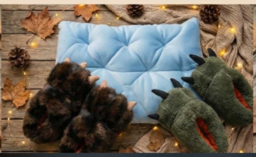 Zabawne bambosze męskie Łapy dinozaura roz44-50 owcza wełna