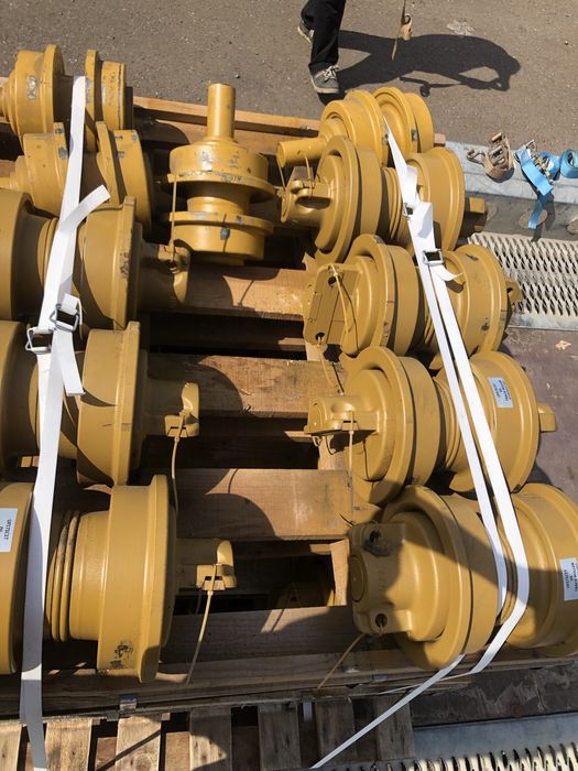 Гусеничний екскаватор NEW HOLLAND E305