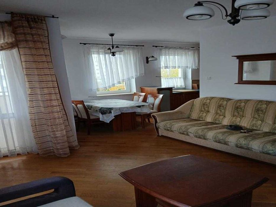 Mieszkanie 70m2 3 pokoje Warszawa Bemowo Metro , parking , plac zabaw.