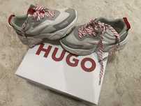 Saoatilhas de crianca da HUGO n29