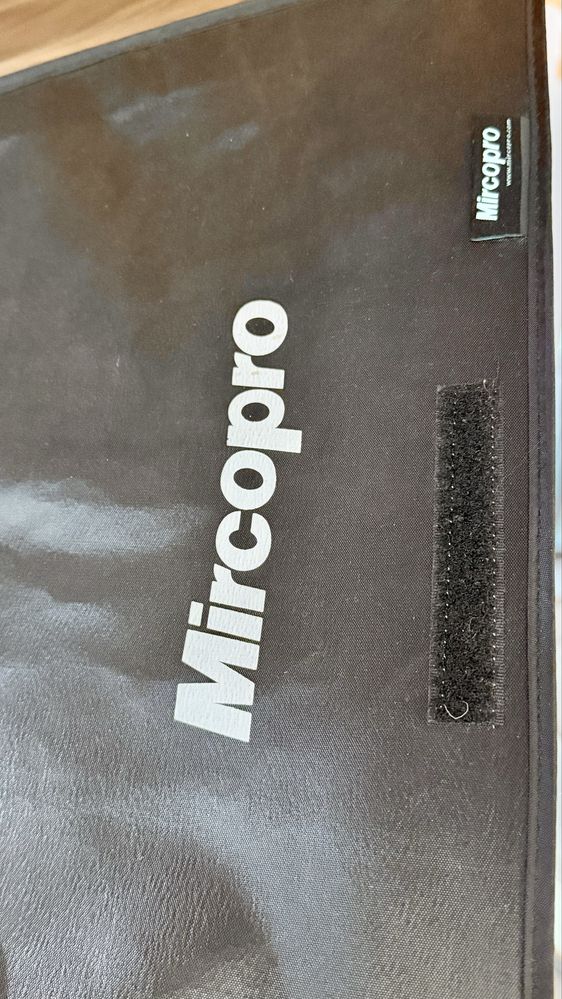 Студійне світло godox SL150+софт бокс 120см micropro+ стійка