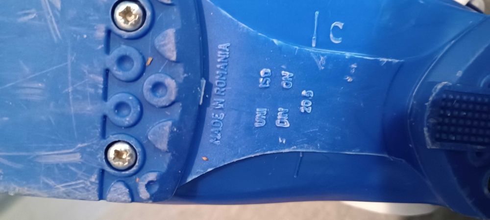 Narty dziecięce z butami