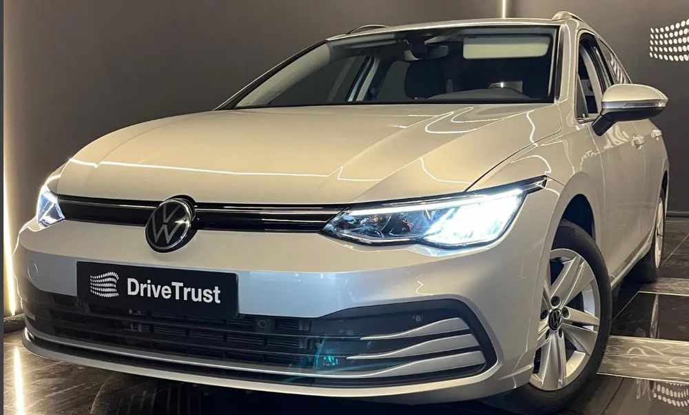 VW Golf Variant 1.0 TSI Life