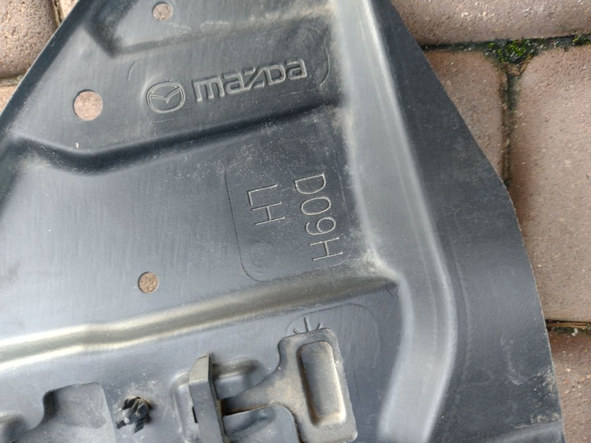 Mazda 2 nadkole lewy przód 14 18 rok