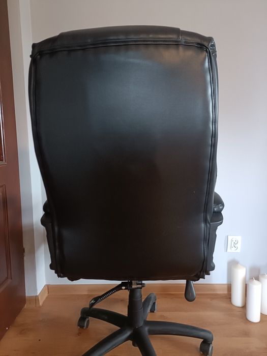 Krzesło obrotowe biurowe skórzane