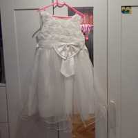 Sukienka dla dziewczynki z tiulową i brokatową spódnicą 134 cm