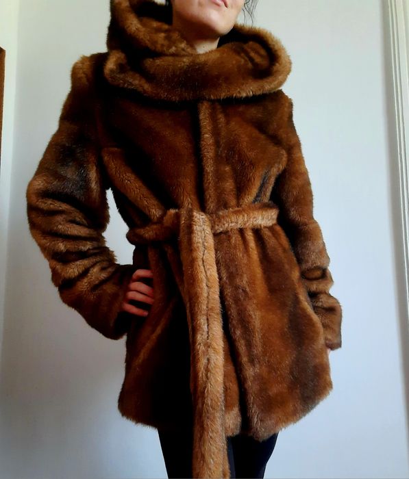 Шуба жіноча під норку